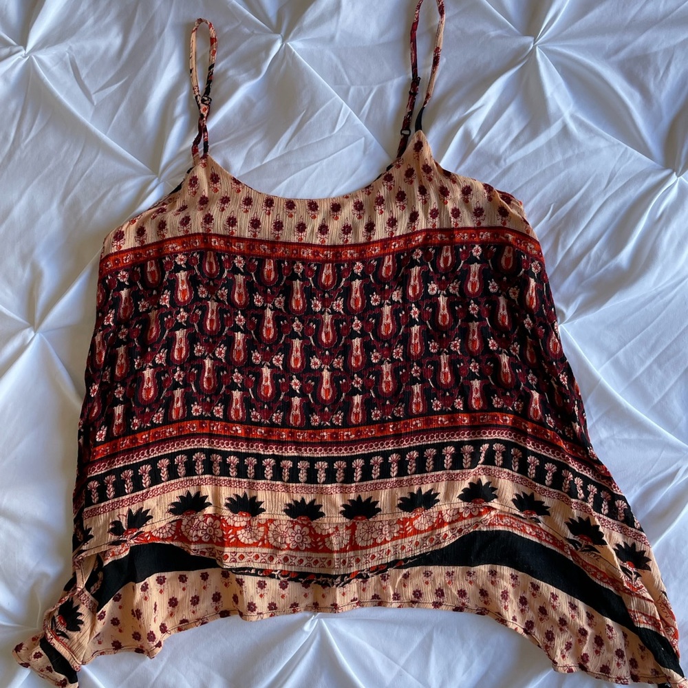 Flowy red, black and peach tank. 100% Rayon.